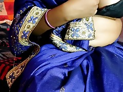 Desi aunty ki erotic history Hindi audio